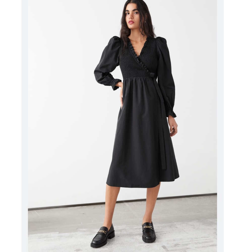 NWOT & Other stories black smocked ruffle wrap midi dress size 6